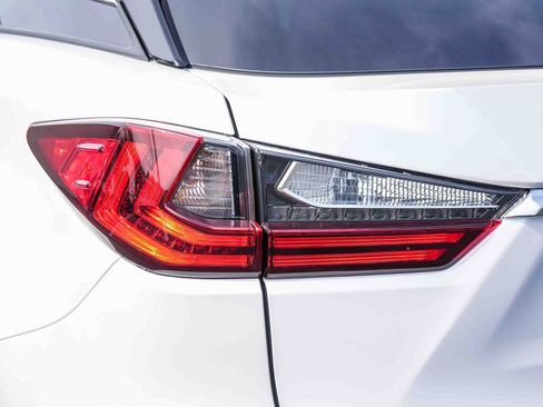 Used 2022 Lexus RX 450h AWD w/ Premium Package image 11