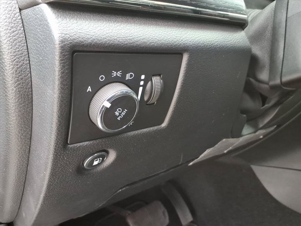 Used 2019 Jeep Grand Cherokee High Altitude AWD/4WD image 22