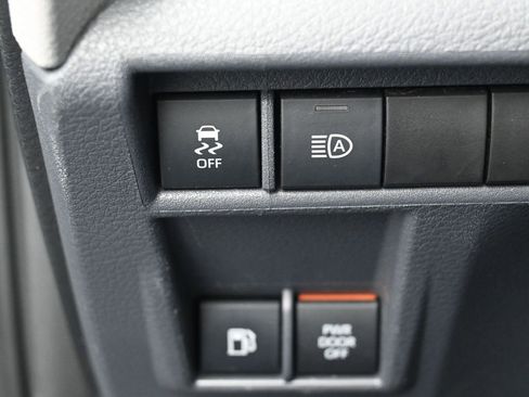 Certified 2022 Toyota Sienna XLE image 16