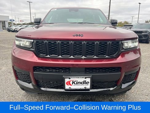 New 2025 Jeep Grand Cherokee L Altitude image 2