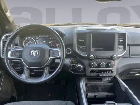 Used 2022 RAM 1500 Big Horn AWD/4WD image 12