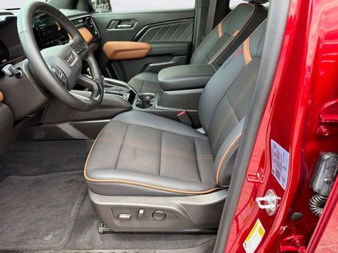 Used 2025 GMC Canyon AT4 AWD/4WD image 20