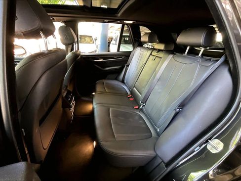 Used 2018 BMW X5 sDrive35i RWD image 19