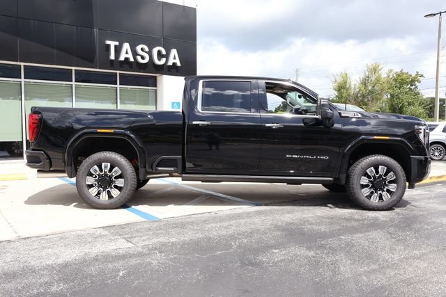 New 2026 GMC Sierra 2500 Denali w/ Denali Reserve Package AWD/4WD image 8