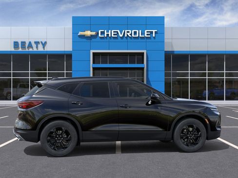 New 2025 Chevrolet Blazer LT w/ Midnight/Sport Edition AWD/4WD image 5