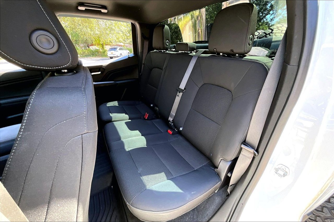 Used 2023 Chevrolet Colorado LT RWD image 19
