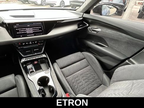 Used 2024 Audi RS e-tron GT w/ Carbon Performance Package AWD/4WD image 12