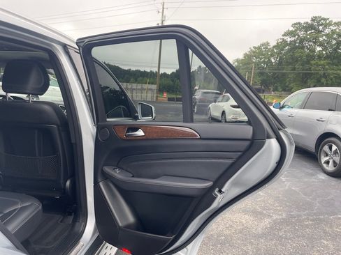 Used 2012 Mercedes-Benz ML 350 4MATIC image 19