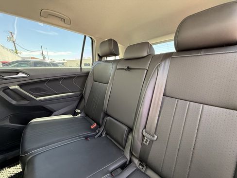 Certified 2024 Volkswagen Tiguan SE image 8