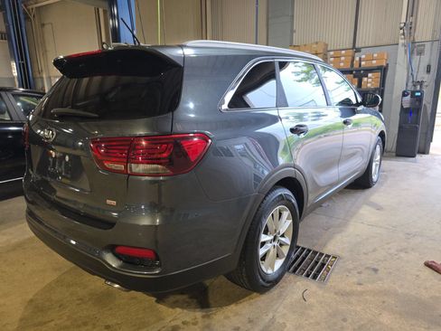 Used 2020 Kia Sorento LX w/ LX I4 Convenience Package FWD image 6