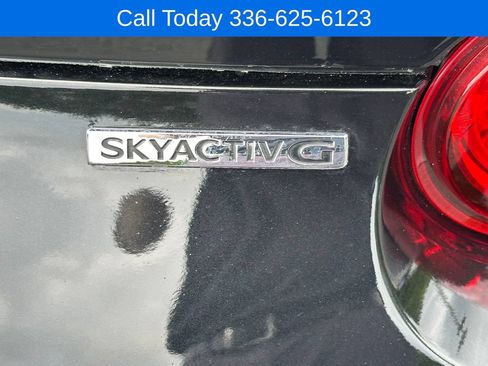 Used 2023 MAZDA MX-5 Miata Grand Touring RWD image 11