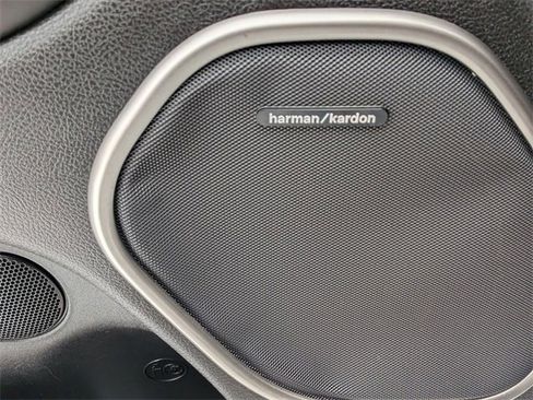 Used 2019 Dodge Durango R/T image 17