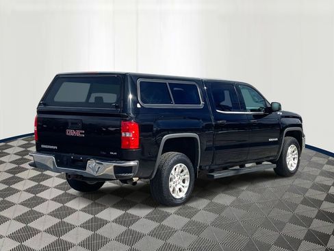 Used 2017 GMC Sierra 1500 SLE w/ SLE Value Package AWD/4WD image 5