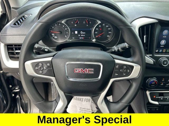 Used 2024 GMC Terrain SLE w/ Driver Convenience Package FWD image 16