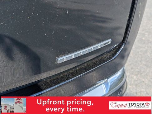 Used 2022 Jeep Grand Wagoneer Series II image 25