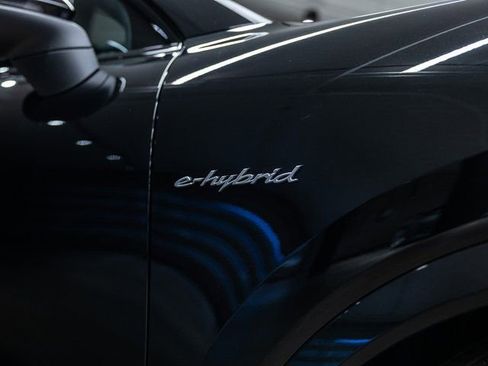 New 2026 Porsche Cayenne E-Hybrid AWD/4WD image 17