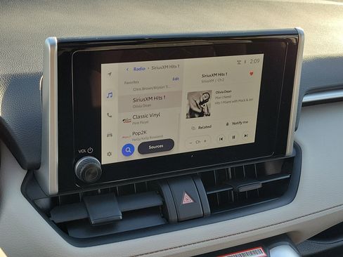 New 2025 Toyota RAV4 XLE image 28