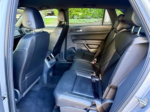 Used 2020 Volkswagen Atlas Cross Sport SE AWD/4WD image 10