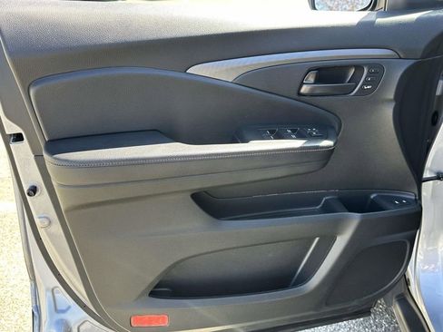 Certified 2022 Honda Passport TrailSport image 14