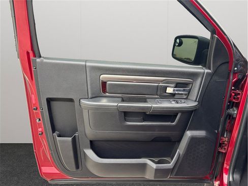 Used 2014 RAM 1500 R/T w/ Convenience Group image 19