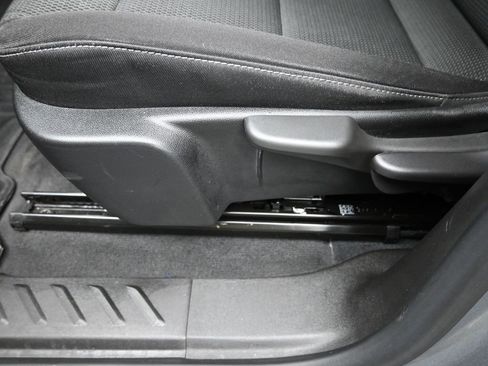 Used 2023 GMC Canyon Elevation w/ Convenience Package image 7