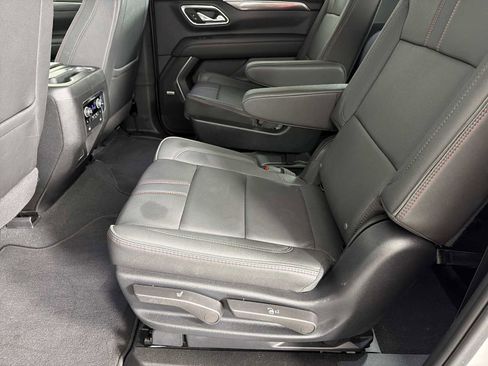 Used 2024 Chevrolet Suburban RST w/ Luxury Package RWD image 24
