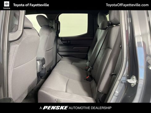 Certified 2025 Toyota Tacoma SR5 w/ SR5 Upgrade Package AWD/4WD image 19