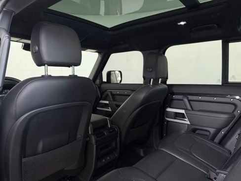 Used 2024 Land Rover Defender 110 S AWD/4WD image 19