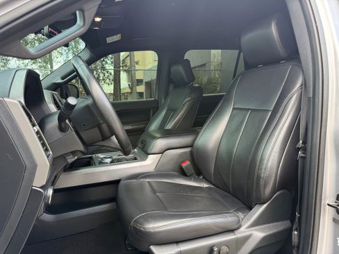 Used 2020 Ford Expedition Max XLT w/ Equipment Group 201A image 9