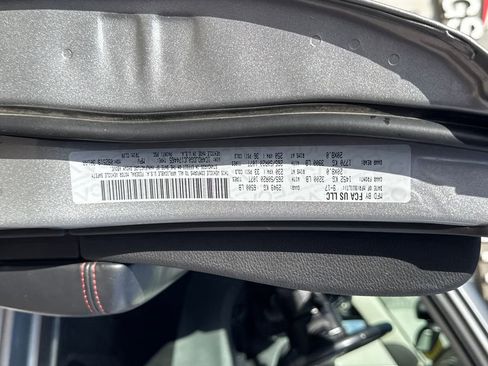 Used 2018 Dodge Durango GT image 27