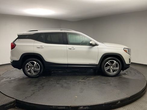 Certified 2021 GMC Terrain SLT image 9