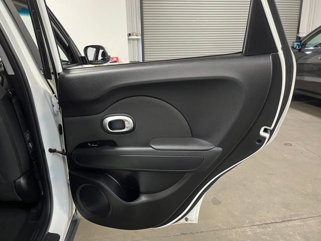 Used 2019 Kia Soul FWD image 16