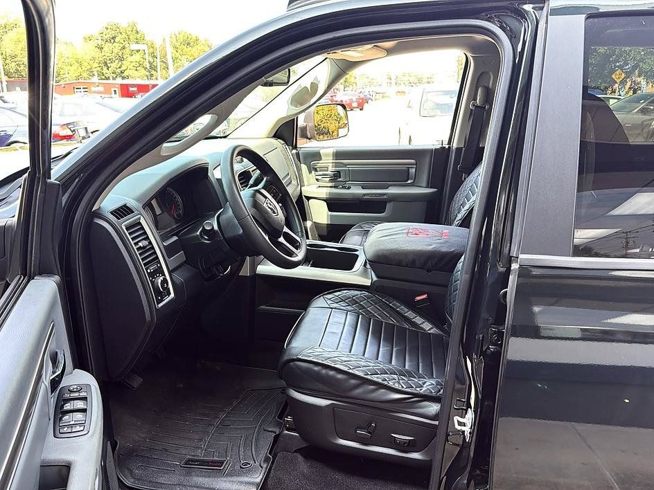 Used 2018 RAM 2500 SLT w/ Off Road Package AWD/4WD image 18