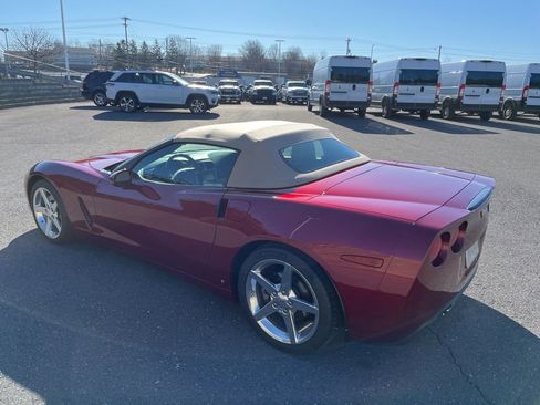 Used 2006 Chevrolet Corvette Convertible w/ Preferred Equipment Group image 6