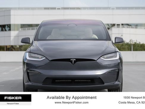Used 2022 Tesla Model X image 6