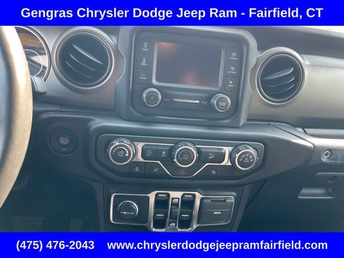Used 2019 Jeep Wrangler Unlimited Sport S AWD/4WD image 50