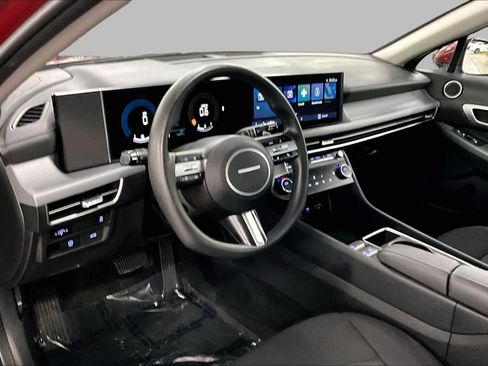 Used 2025 Hyundai Sonata SEL FWD image 17