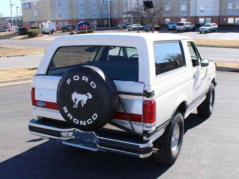 Used 1990 Ford Bronco AWD/4WD image 25