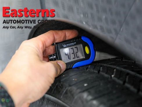 Used 2022 Chevrolet Equinox LT w/ LPO, Floor Liner Package image 28