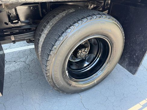 Used 2019 GMC Sierra 3500 4x4 Crew Cab w/ Sierra Convenience Package image 12