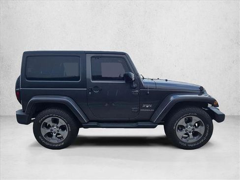 Used 2016 Jeep Wrangler Sahara w/ Connectivity Group AWD/4WD image 2