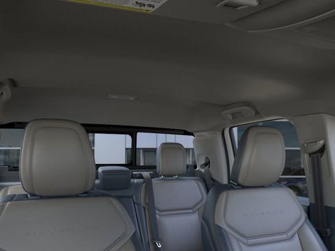 New 2025 Ford Maverick Lariat image 12