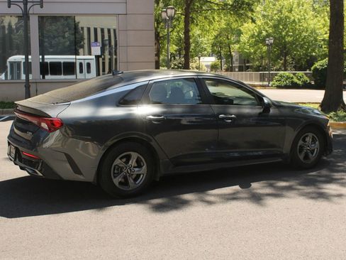 Used 2021 Kia K5 LXS image 7
