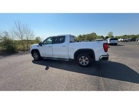 Certified 2022 GMC Sierra 1500 SLT w/ SLT Convenience Package image 7