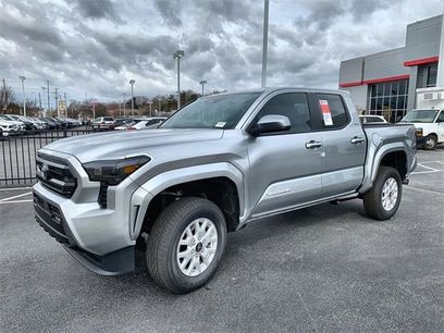 New 2025 Toyota Tacoma SR5