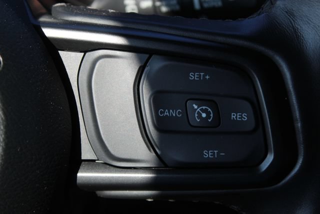 Used 2023 Jeep Wrangler Unlimited Sport AWD/4WD image 13