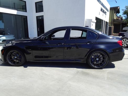 Used 2018 BMW M3 CS w/ Executive Package image 3