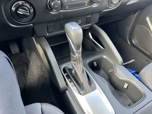 Certified 2023 Nissan Frontier SV w/ Tow Package image 28