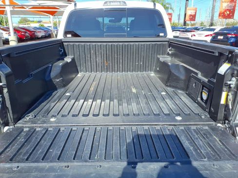 Used 2023 Toyota Tacoma TRD Sport image 6