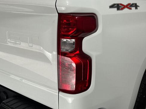 Used 2025 Chevrolet Silverado 1500 W/T w/ Trailering Package image 33